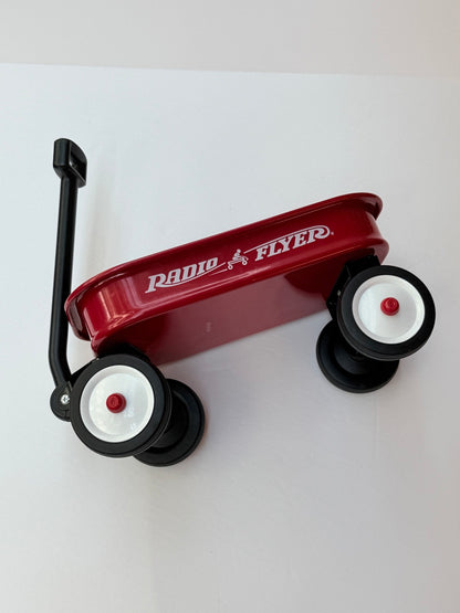 Radio Flyer Mini Classic Red Wagon