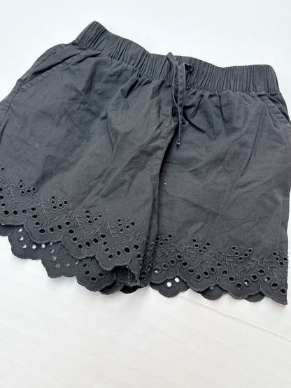 H&M Black Eyelet Scalloped Shorts Size 4-5Y