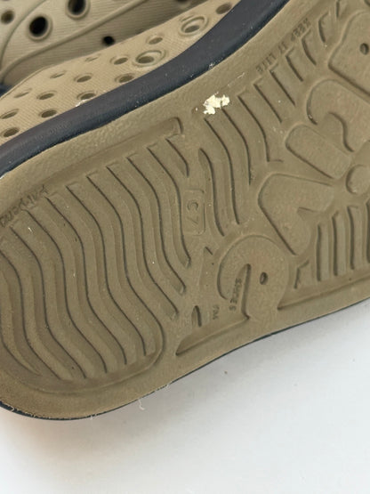 Native Jefferson Slip-On Shoe C7
