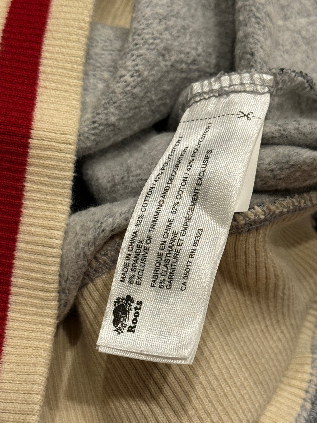 Roots Cabin Gray Crewneck Sweatshirt 3T