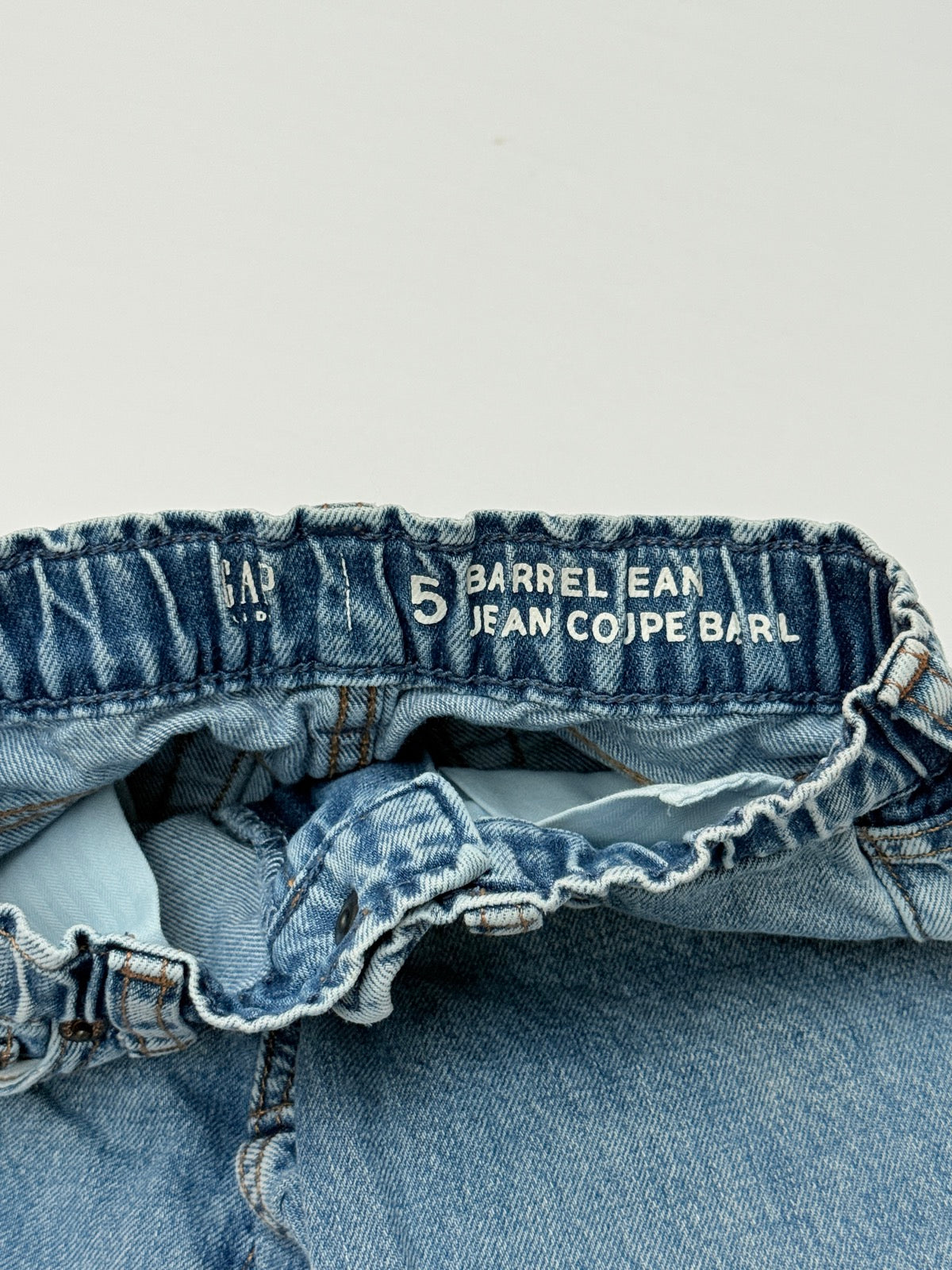Gap Kids Barrel Jean Light Wash Size 5