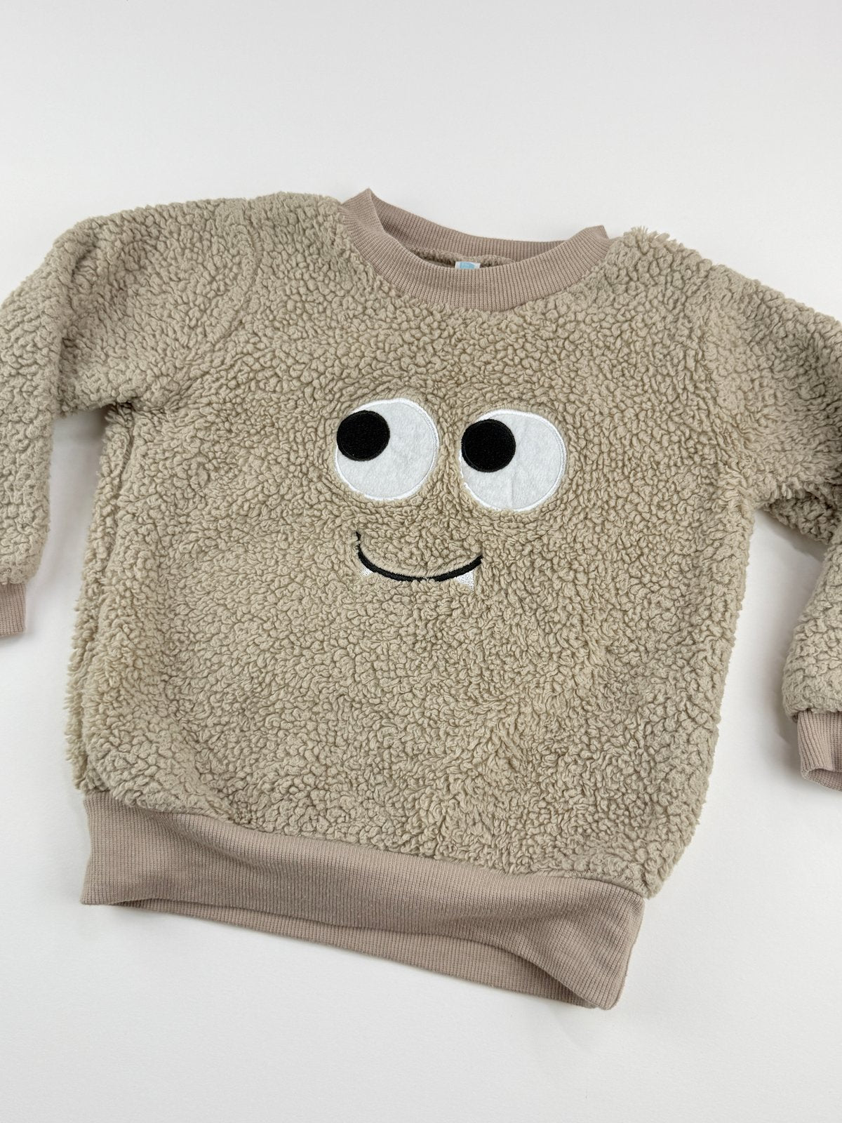 ElFINDoll Beige Sherpa Monster Sweatshirt Size 2T