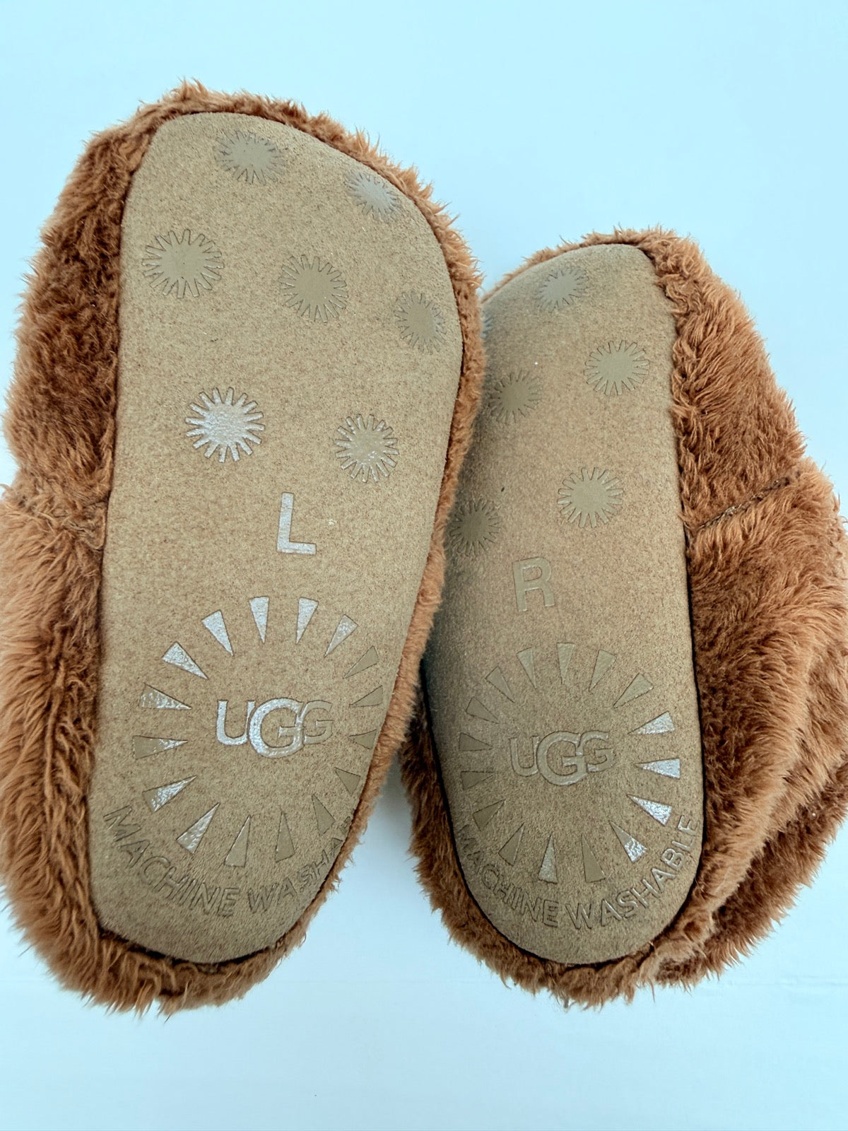 UGG Chestnut Fuzzy Baby Booties Size 2/3