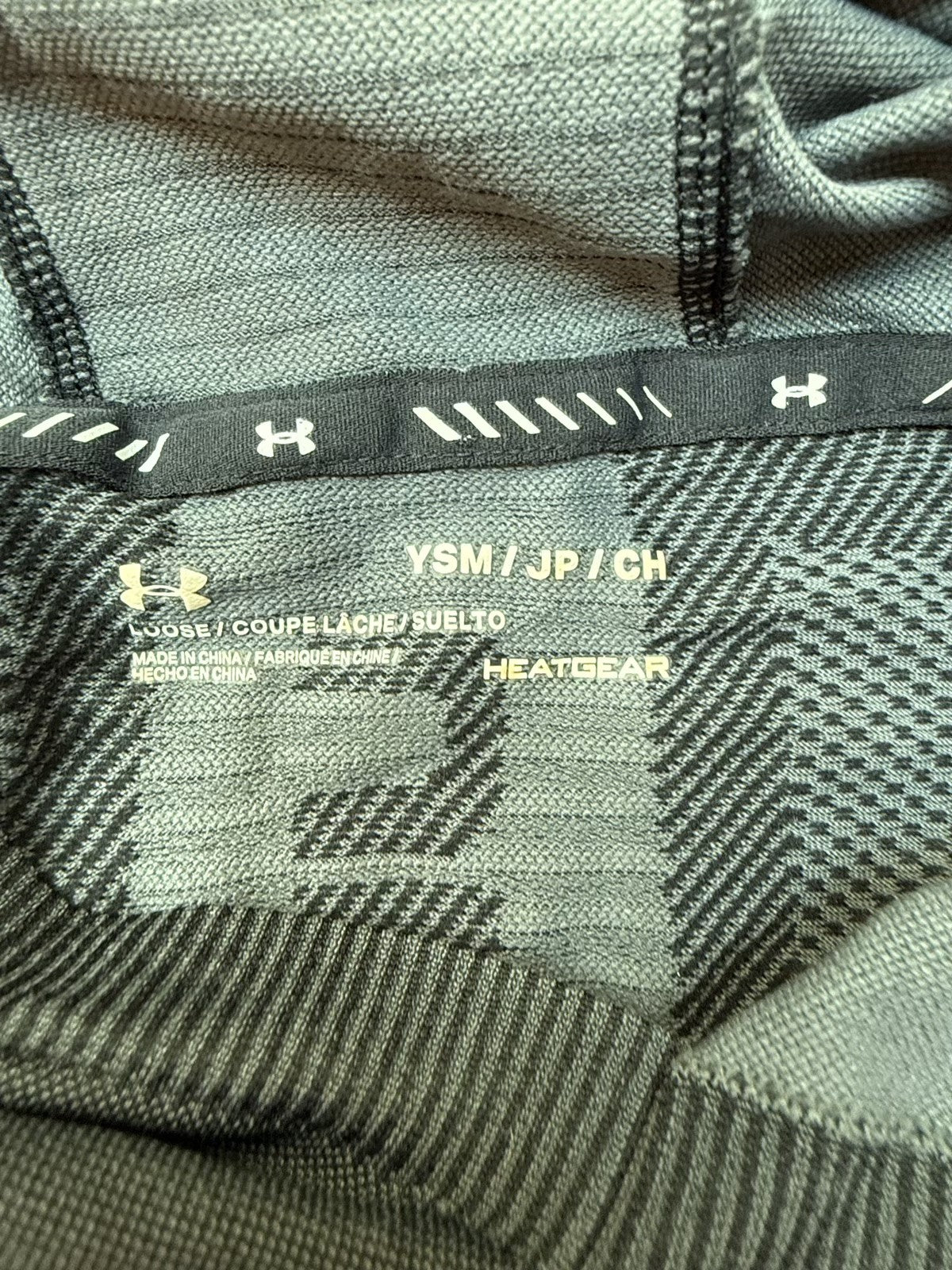 Under Armour HeatGear Hoodie YSM- 7/8Y
