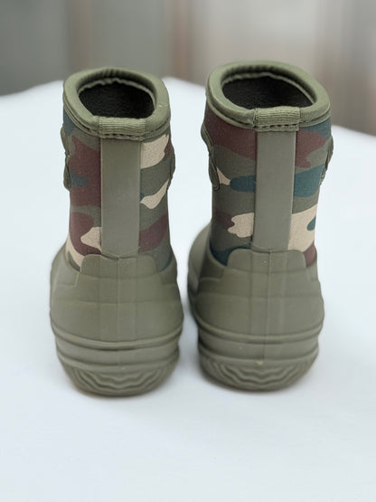 Joe Fresh Camo Neoprene Rain Boot Size 6