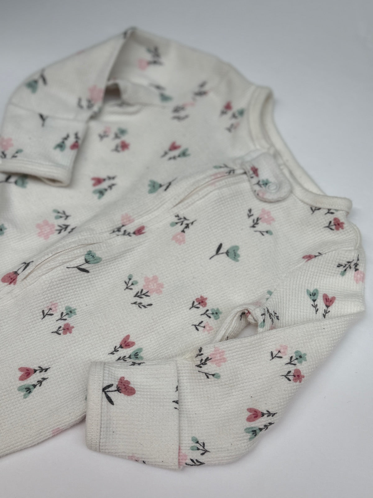 Simple Joys by Carter's Floral Footed Sleeper 0-3m