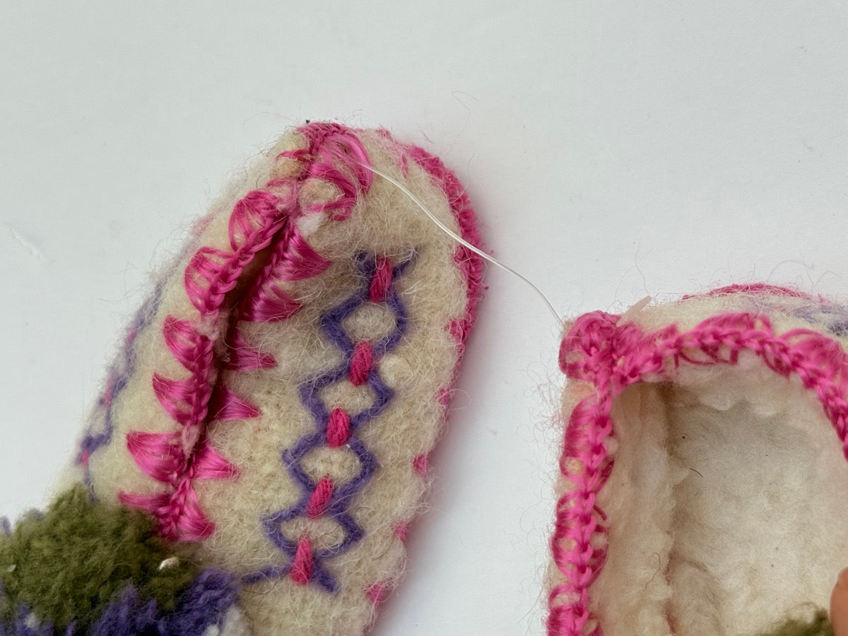 New - Karagiannis Handmade Greek Wool Slippers infant US3/4