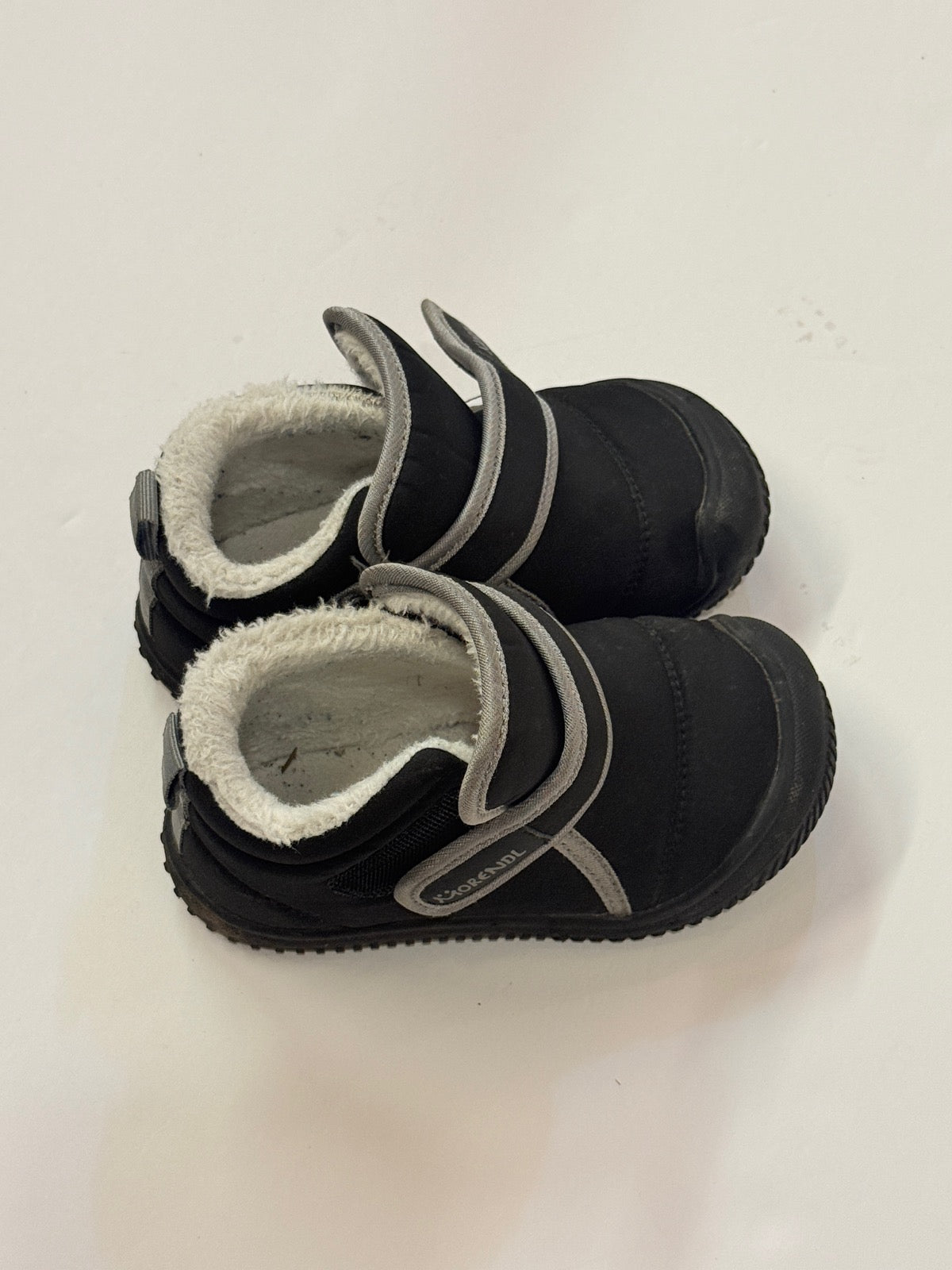 Morendl Black Barefoot Toddler Winter Boots Size 10