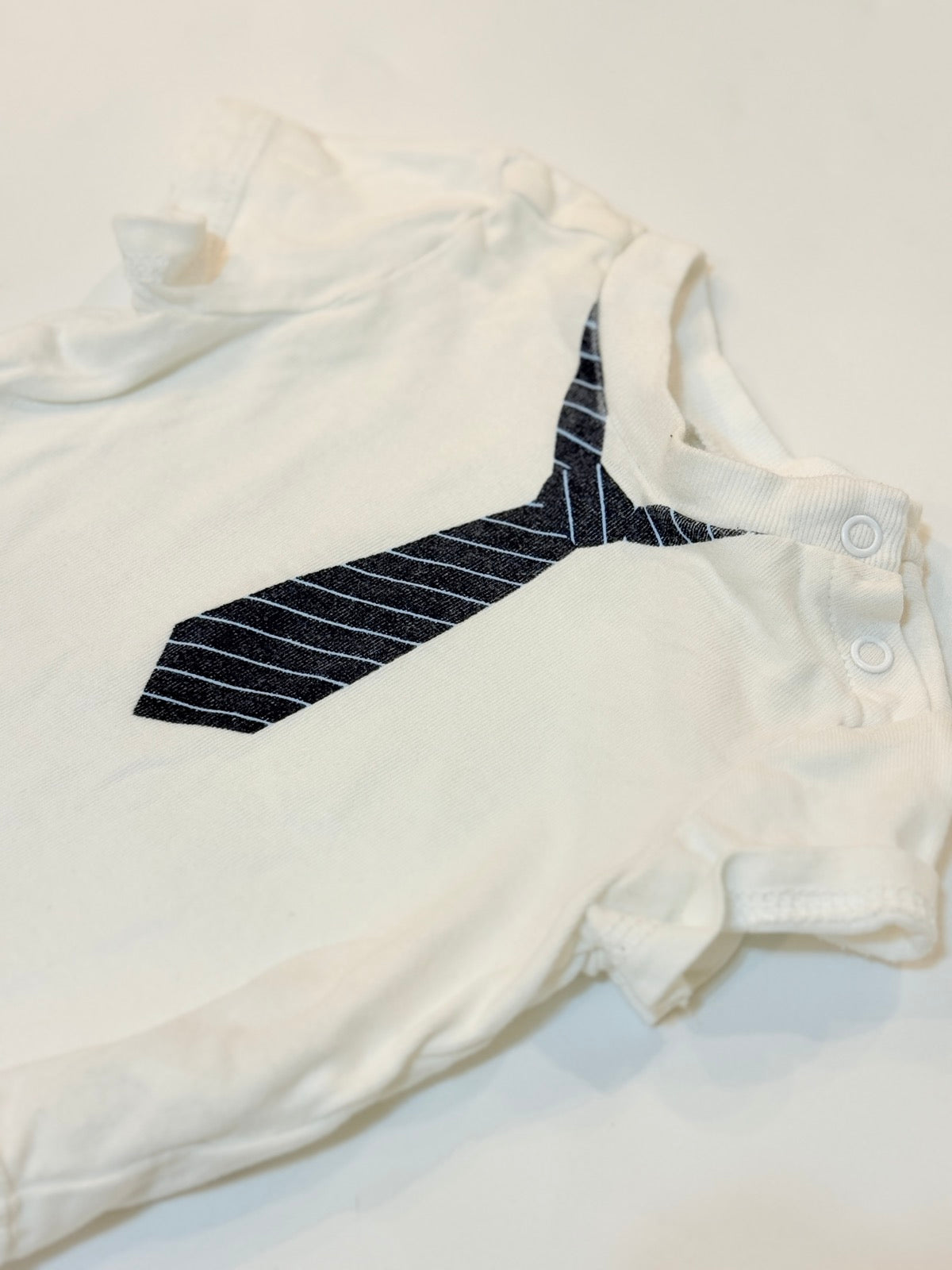 Cherokee White Tie Print Bodysuit NB