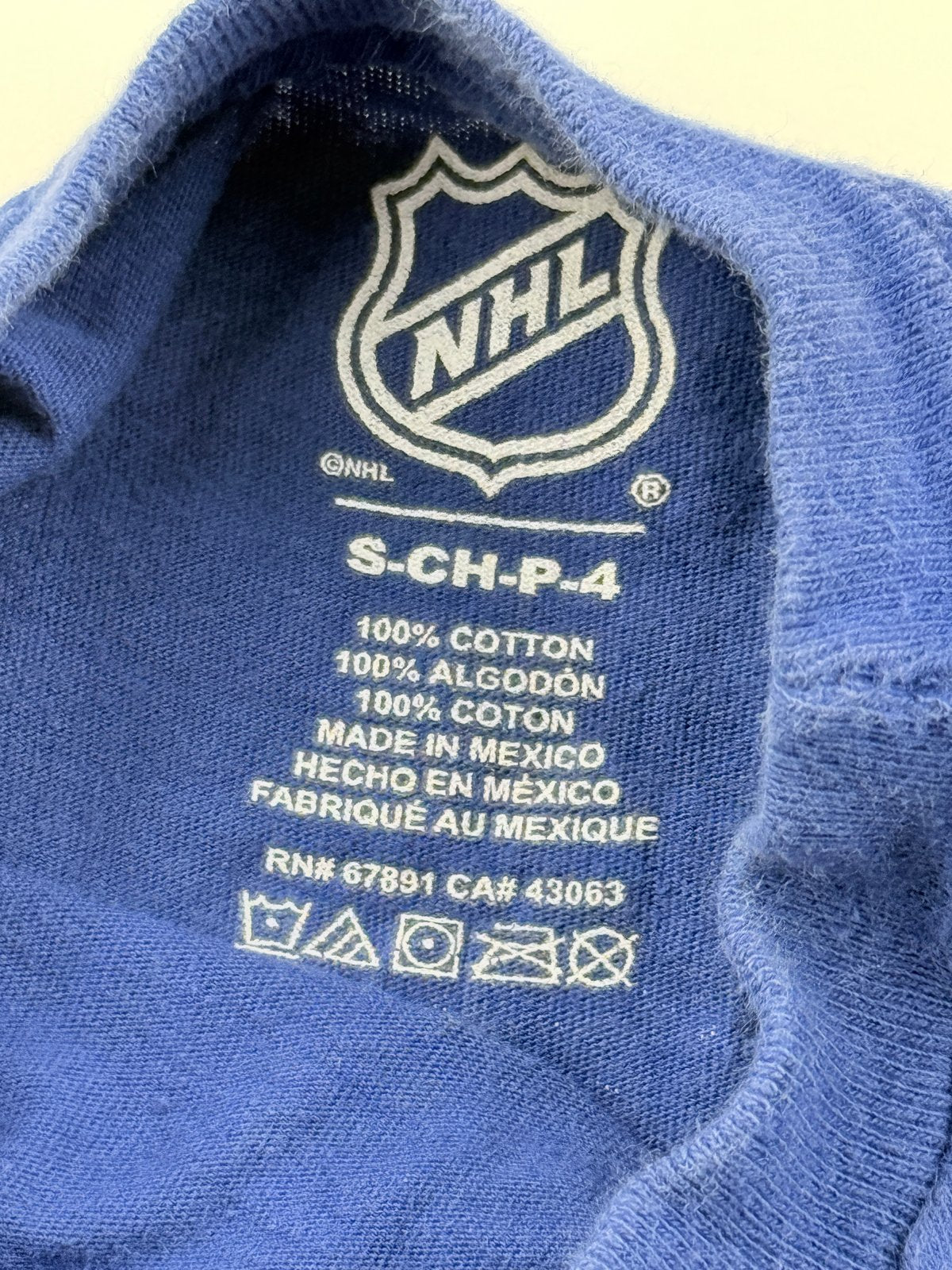 NHL Toronto Maple Leafs T-Shirt Size 4