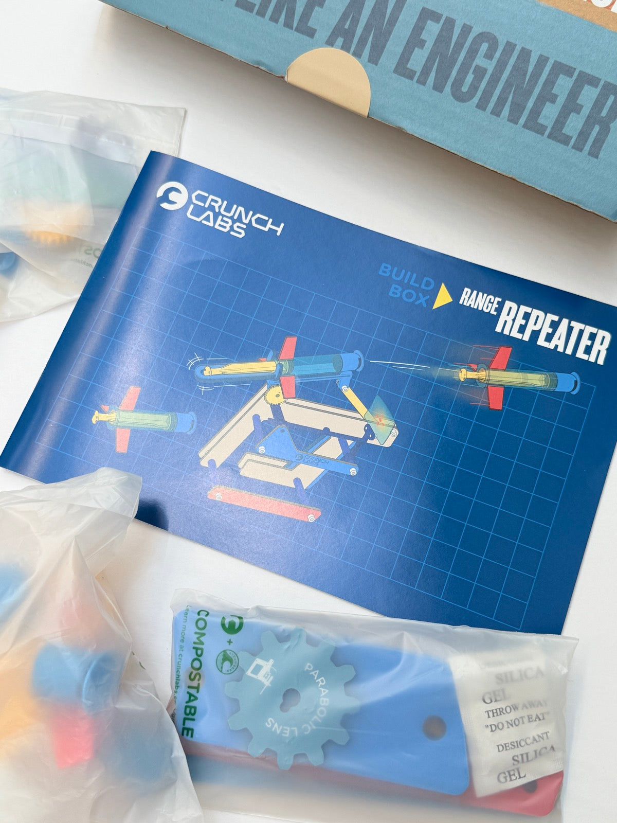 Brand New - CrunchLabs Engineer Range Repeater Build Box Kit 8Y+
