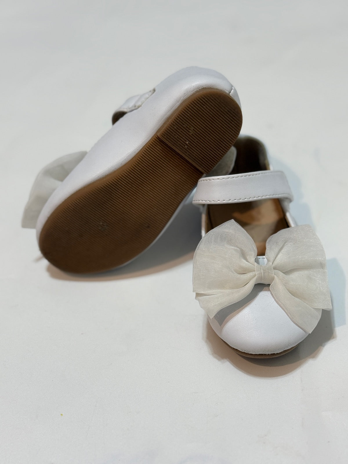 Thee Bron White Bow Mary Jane Size 7M