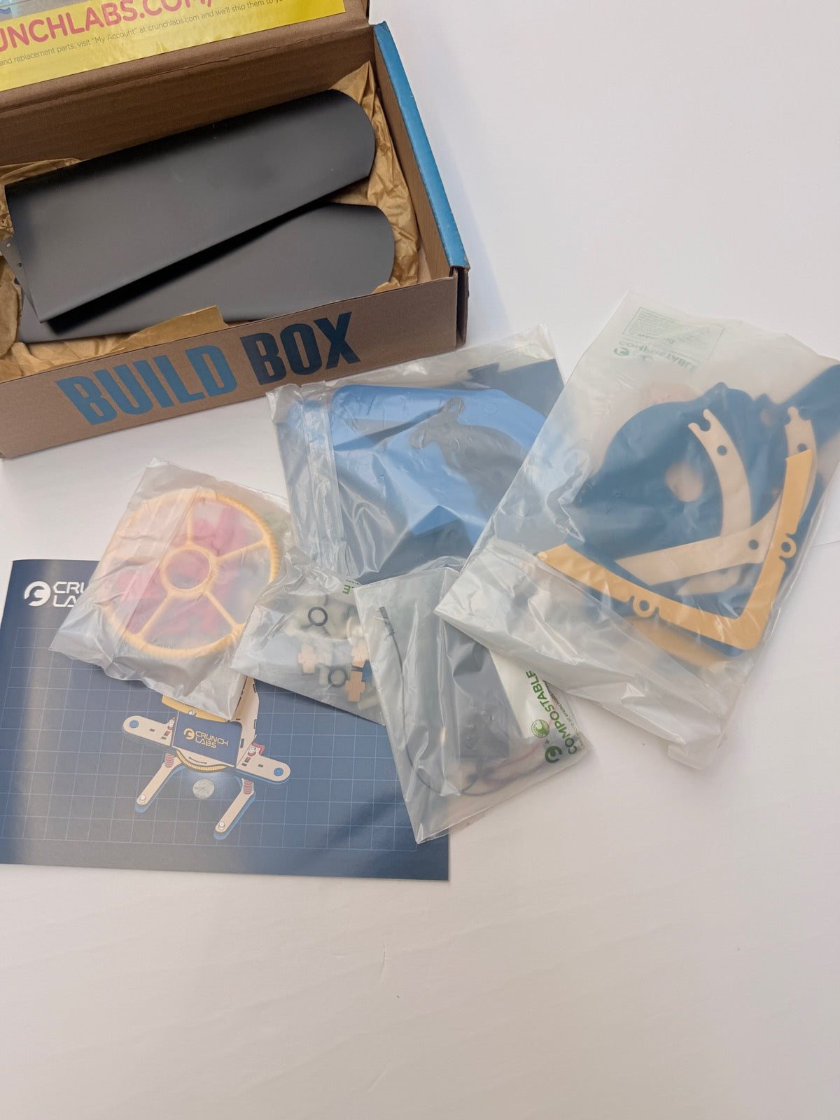 Crunch Labs Magnification Station Build Box 8Y+