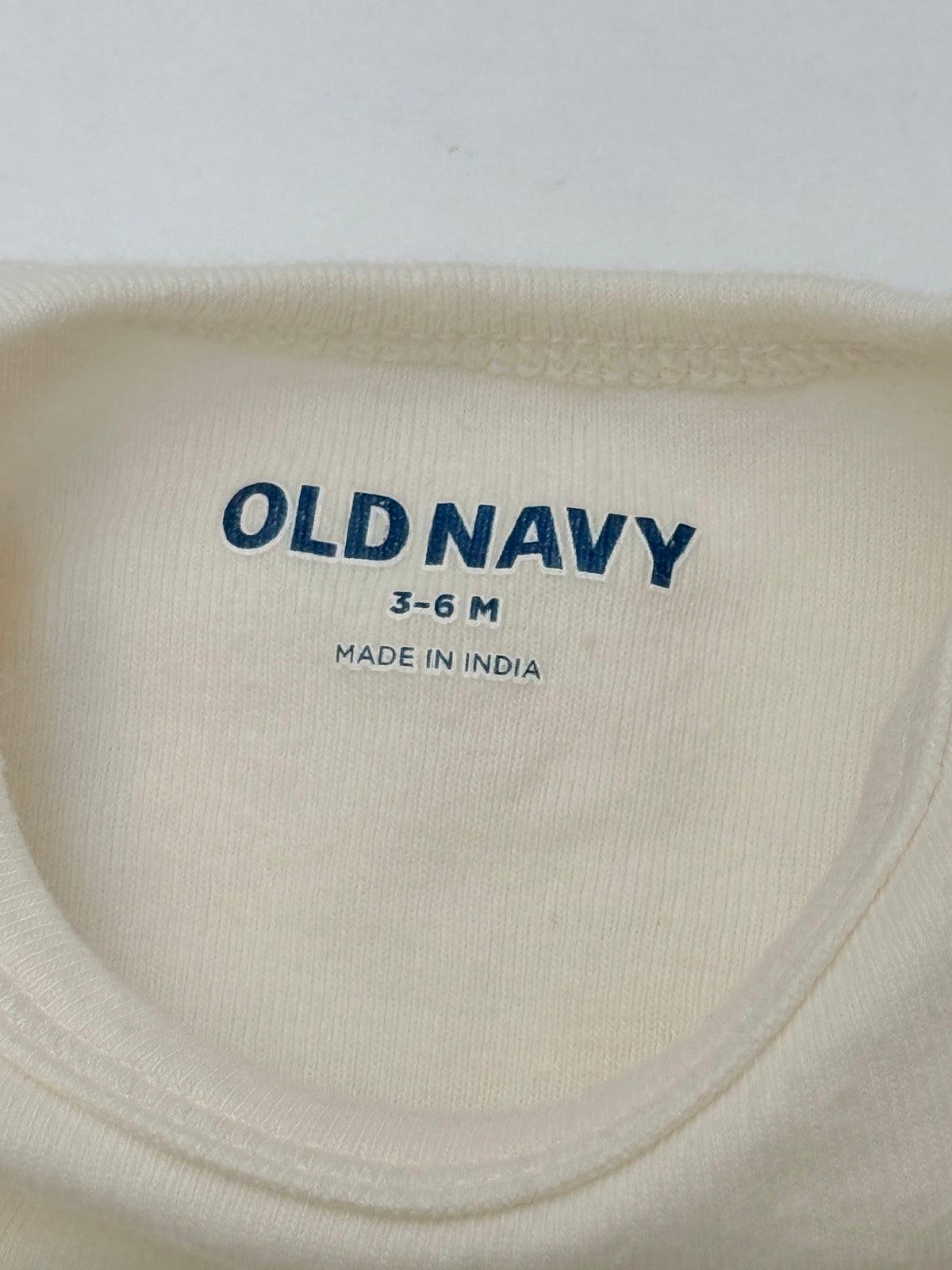 Old Navy Cream Long Sleeve Bodysuit 3-6M