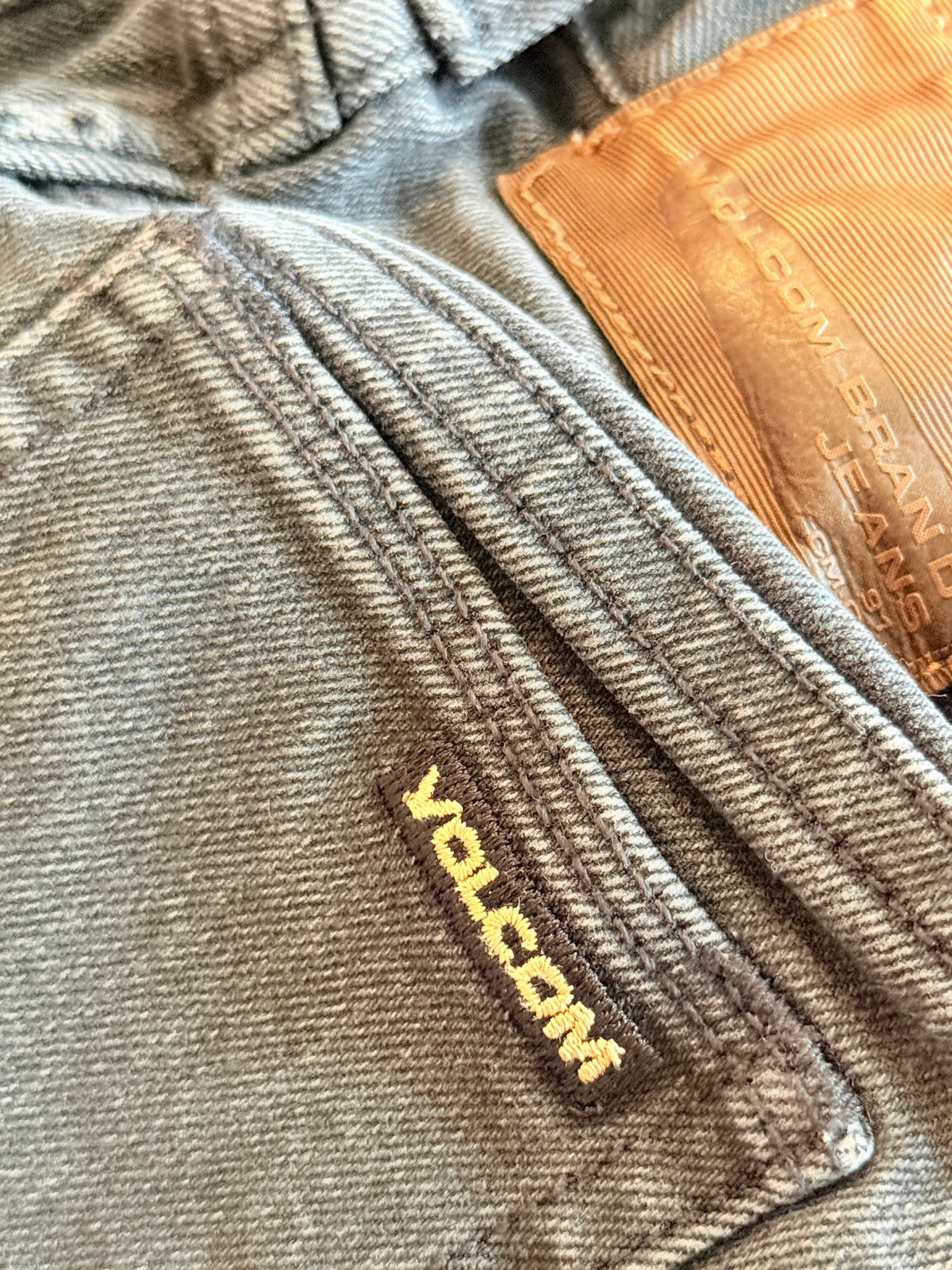 Volcom Vorta Slim Straight Gray Jeans 2T
