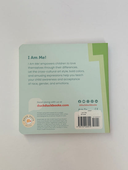 Serena Y. Li I Am Me Board Book