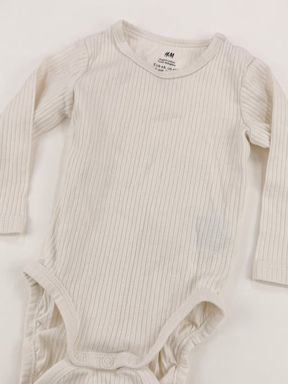 H&M Cream Ribbed Long Sleeve Bodysuit 4-6M