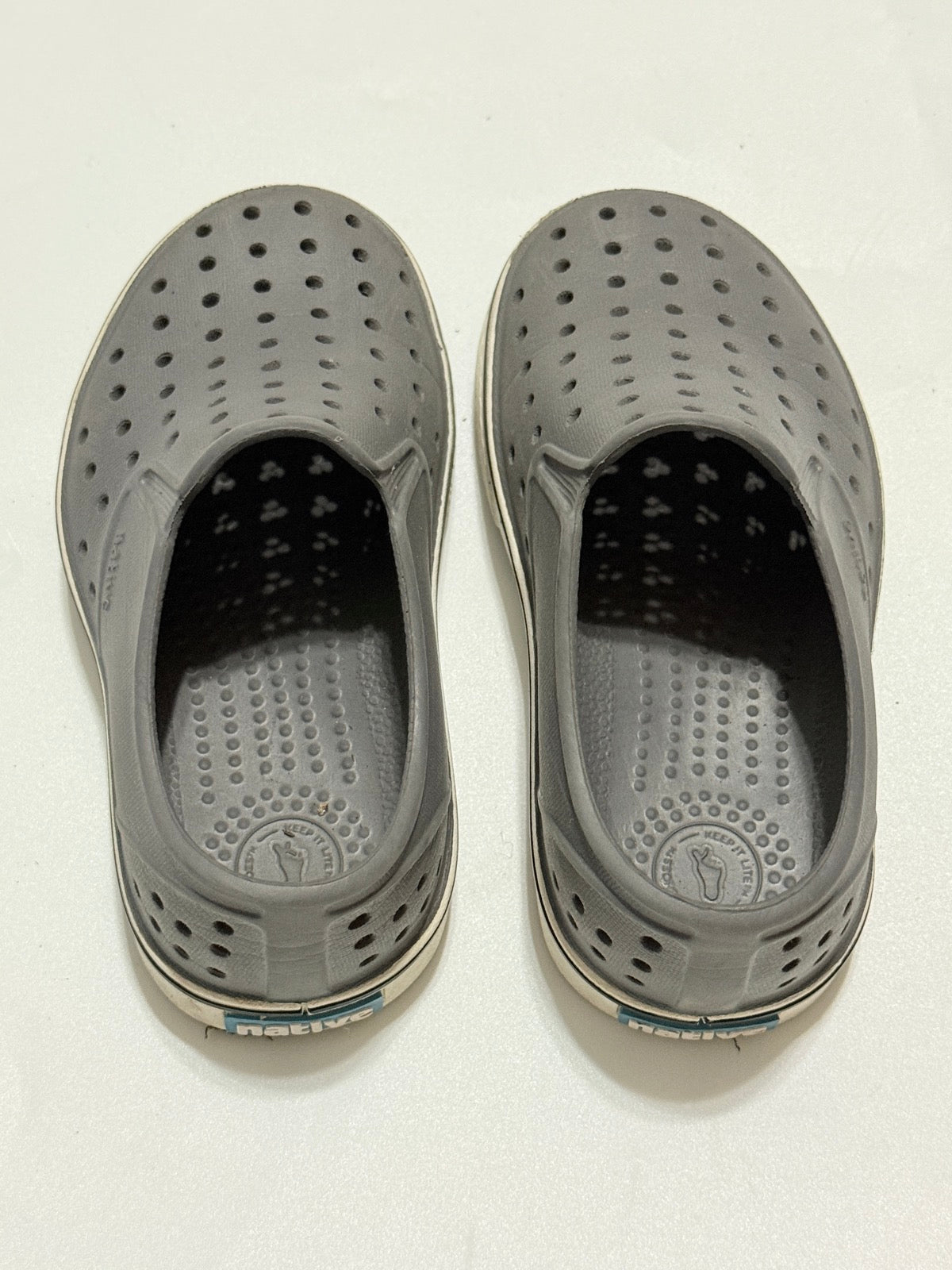 Native Jefferson Gray Slip-On Shoes C9