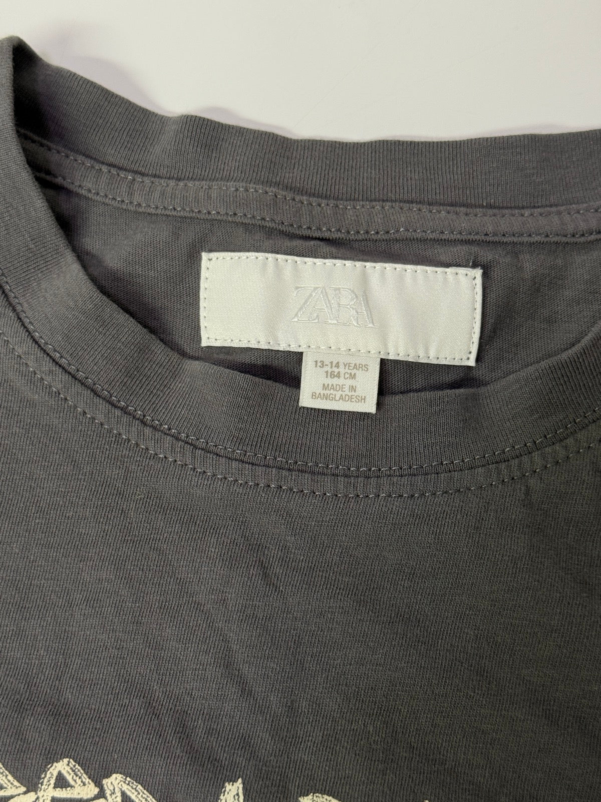 T-Shirt Zara Gris J'ai Besoin d'un Jour de Congé 13-14A