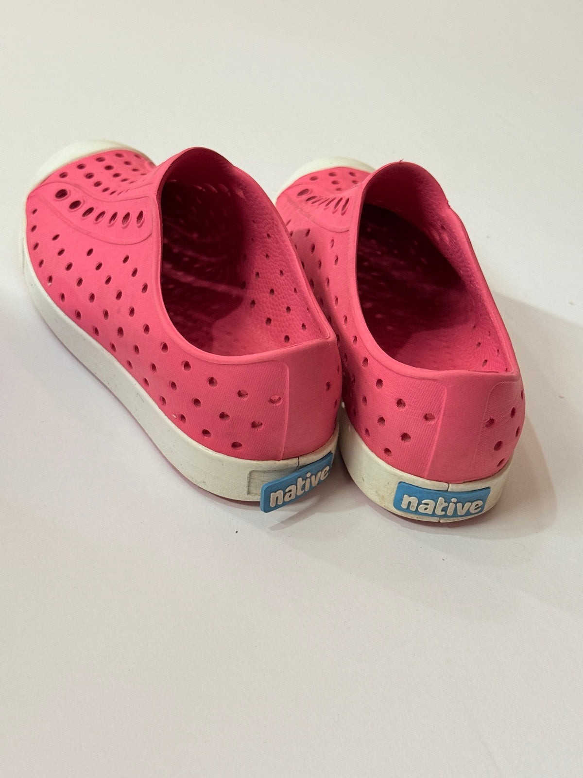 Native Jefferson Pink Slip-On Shoes C13