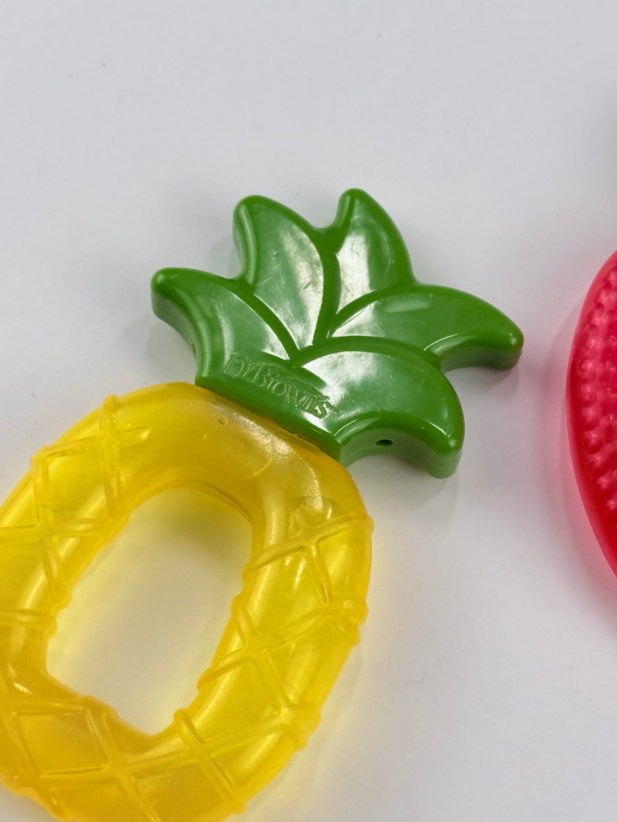 Dr. Brown's Fruit Cooling Teethers Pineapple Apple Set