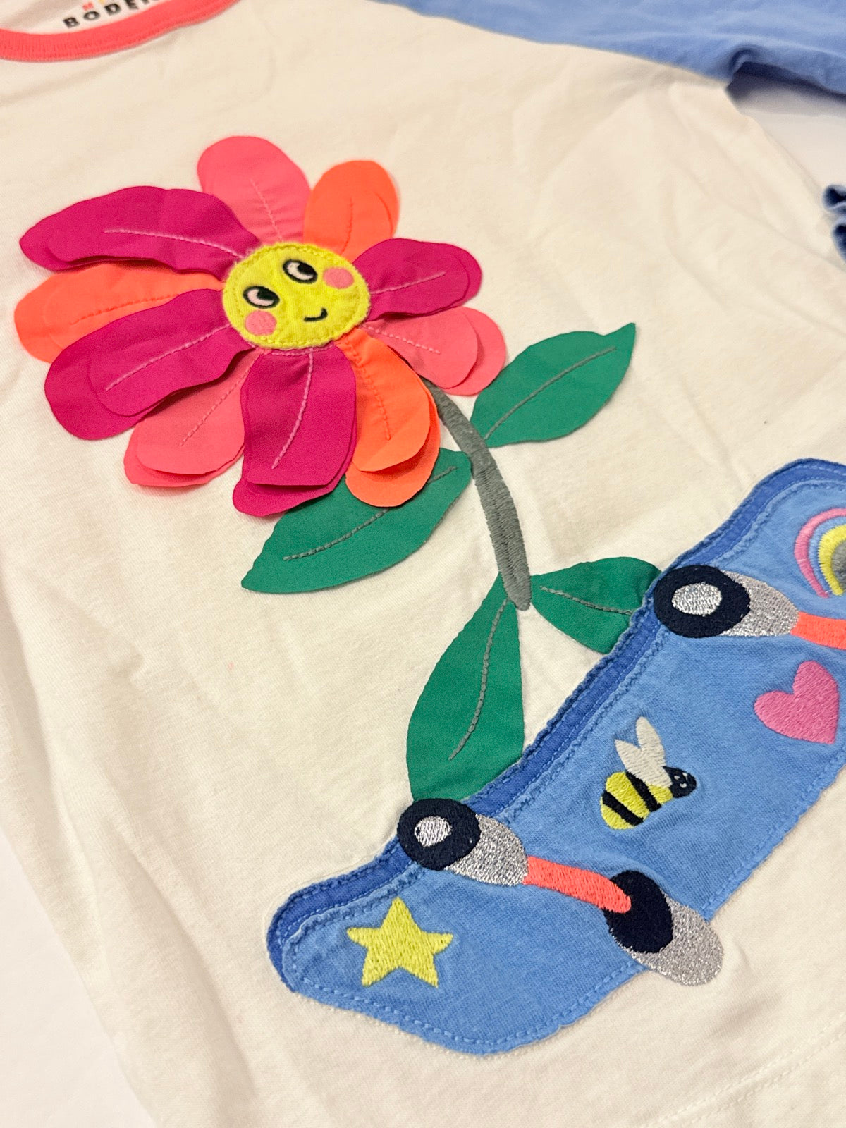 Mini Boden Flower Car Appliqué Top 6-7Y