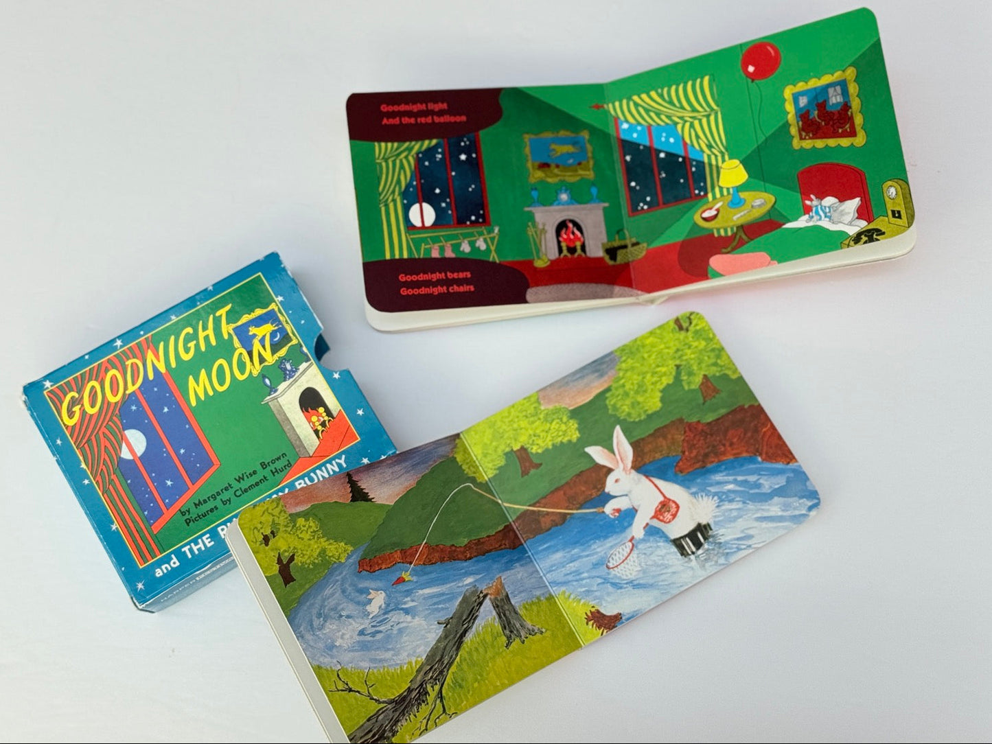 Good Night Moon / Runaway Bunny Margaret Wise Brown 2-Book Bundle