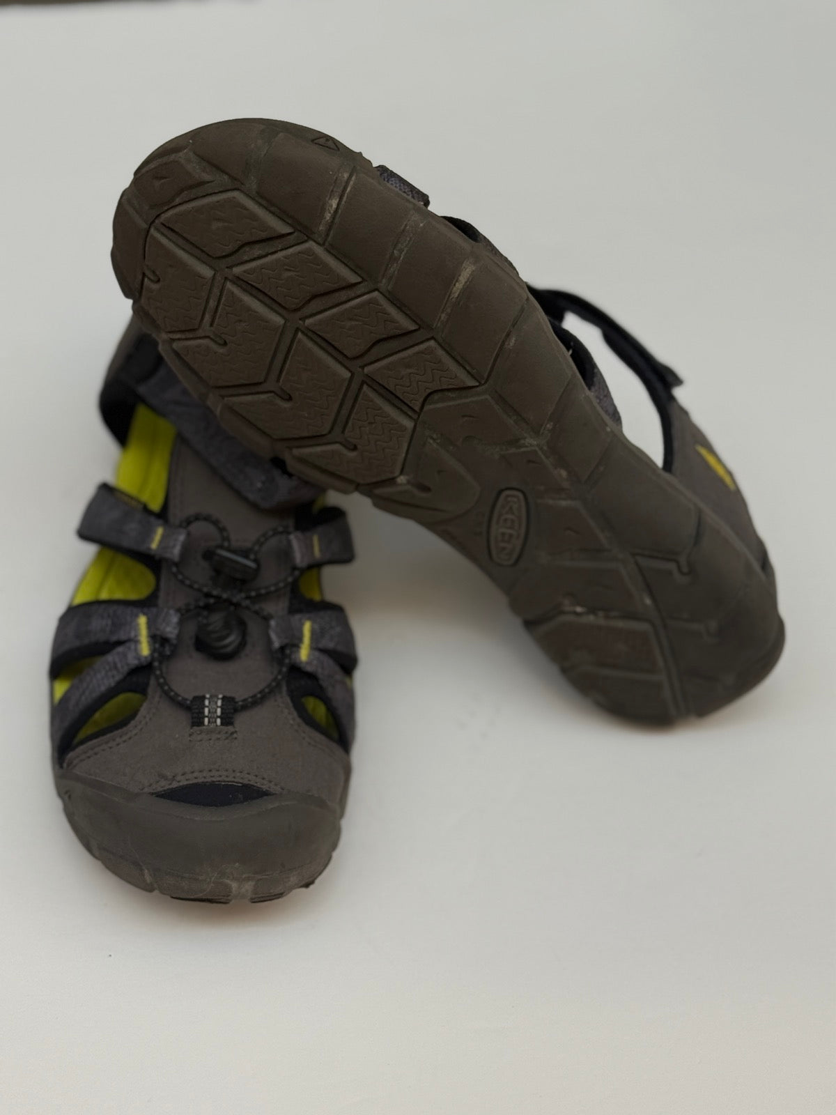Keen Seacamp Sport Sandals Youth Size 6