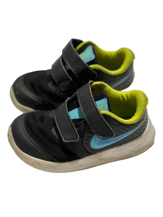 Nike Star Runner 2 Black Sneakers Size 7C