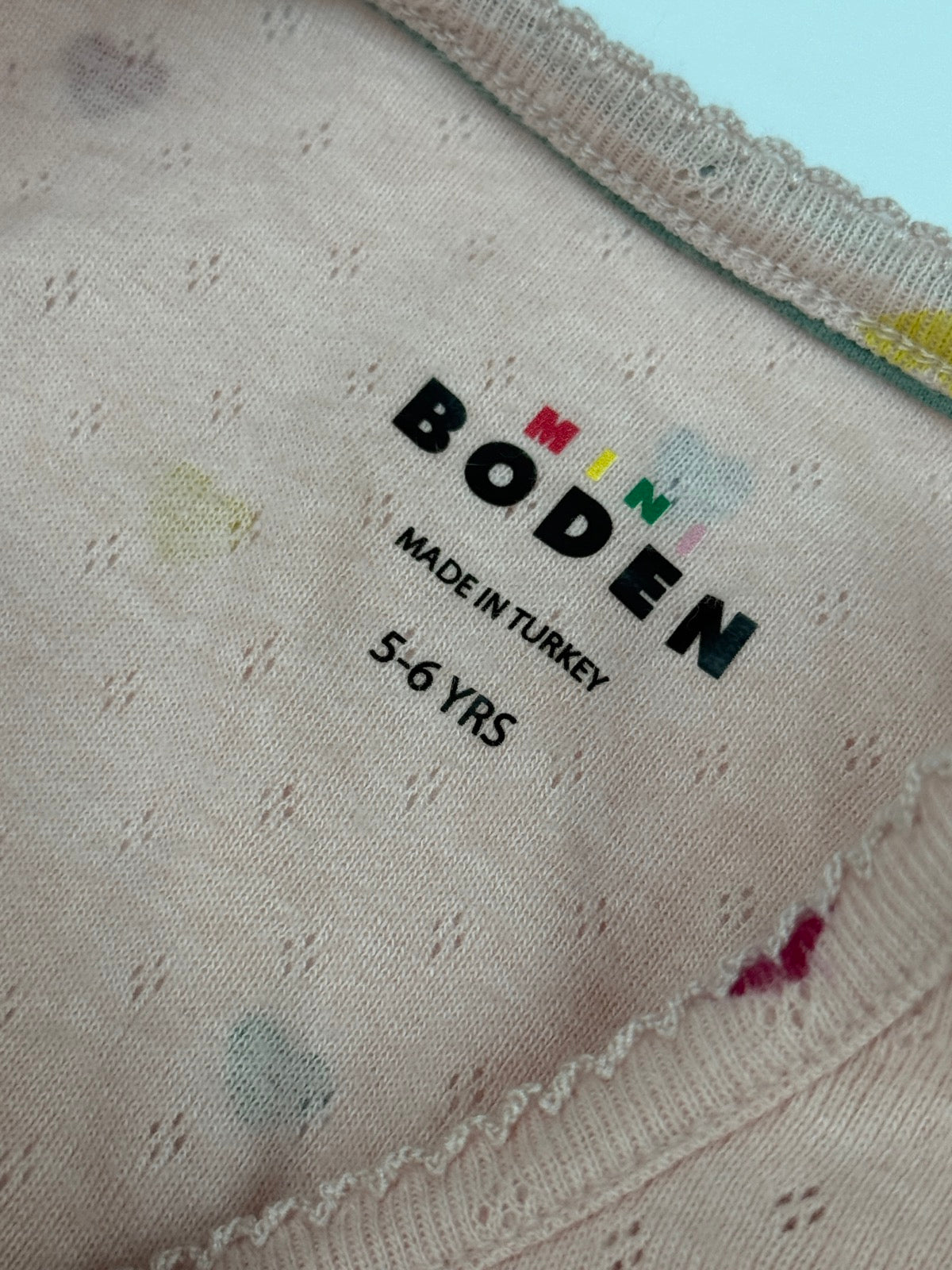 Mini Boden Rainbow Heart Henley Top 5-6Y
