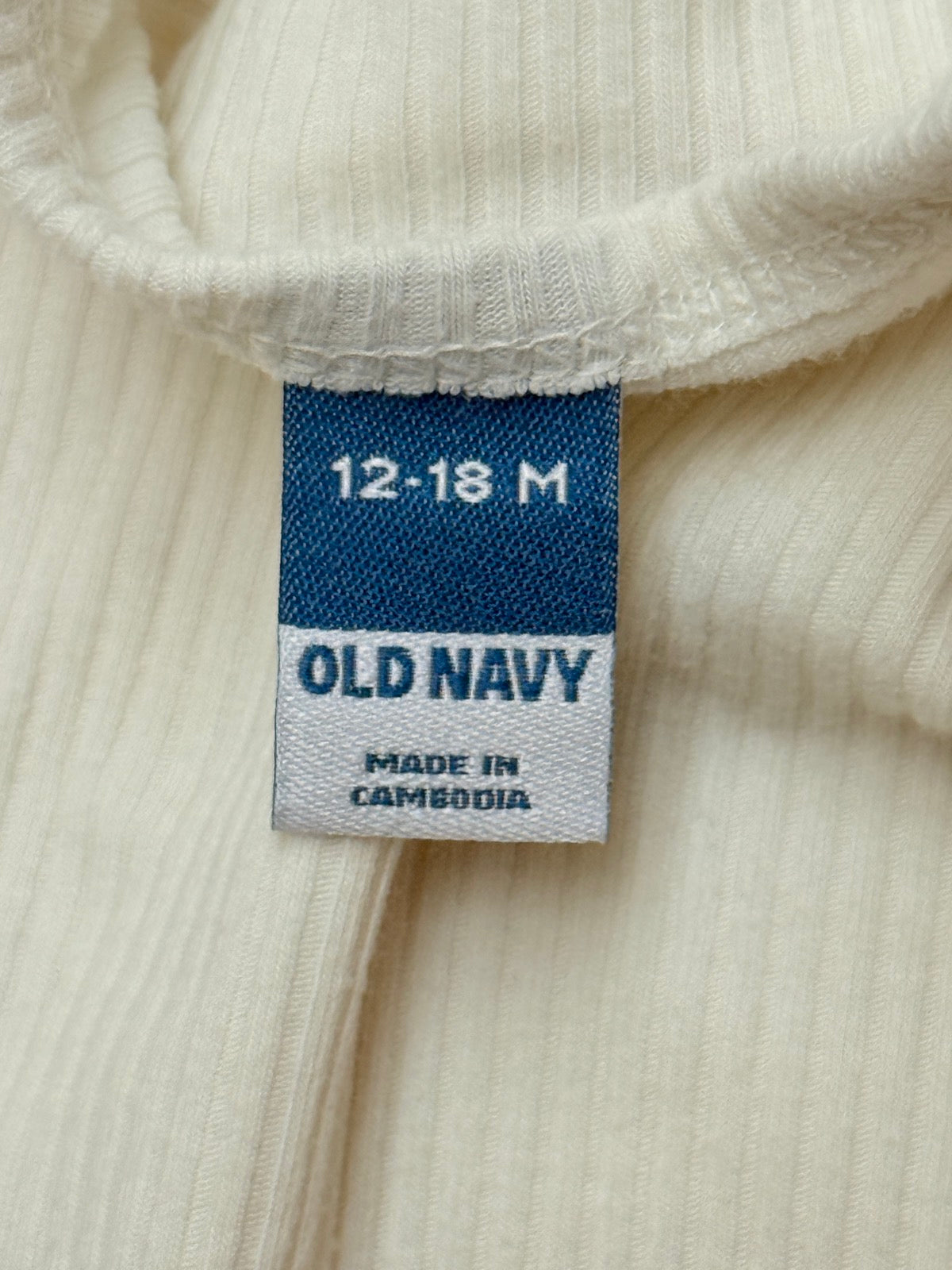 Old Navy Ribbed Long Sleeve Bodysuit 12-18M