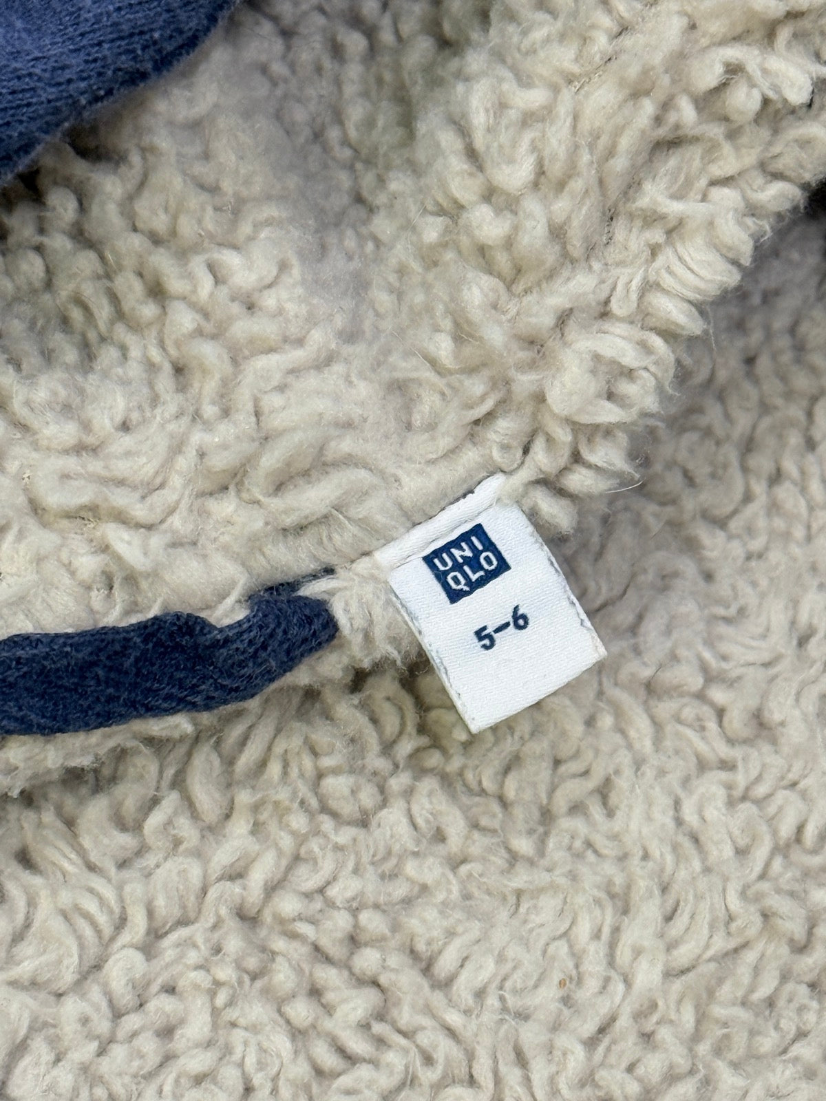 Sweat à capuche zippé Uniqlo doublé sherpa, bleu marine, taille 5-6 ans