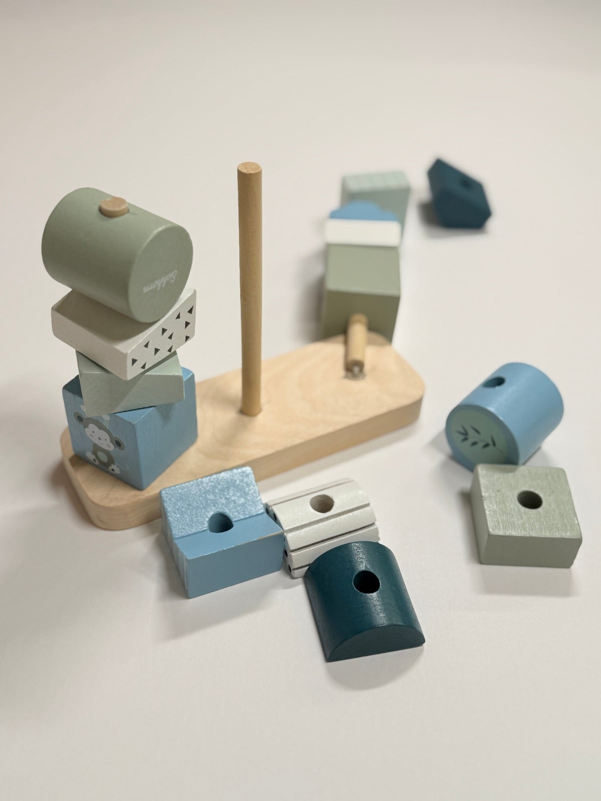 Eichhorn Wooden Shape Stacking Toy