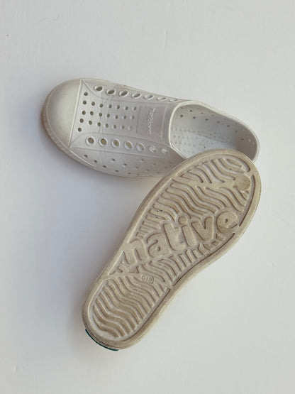 Native Jefferson White Slip-On Shoe C10
