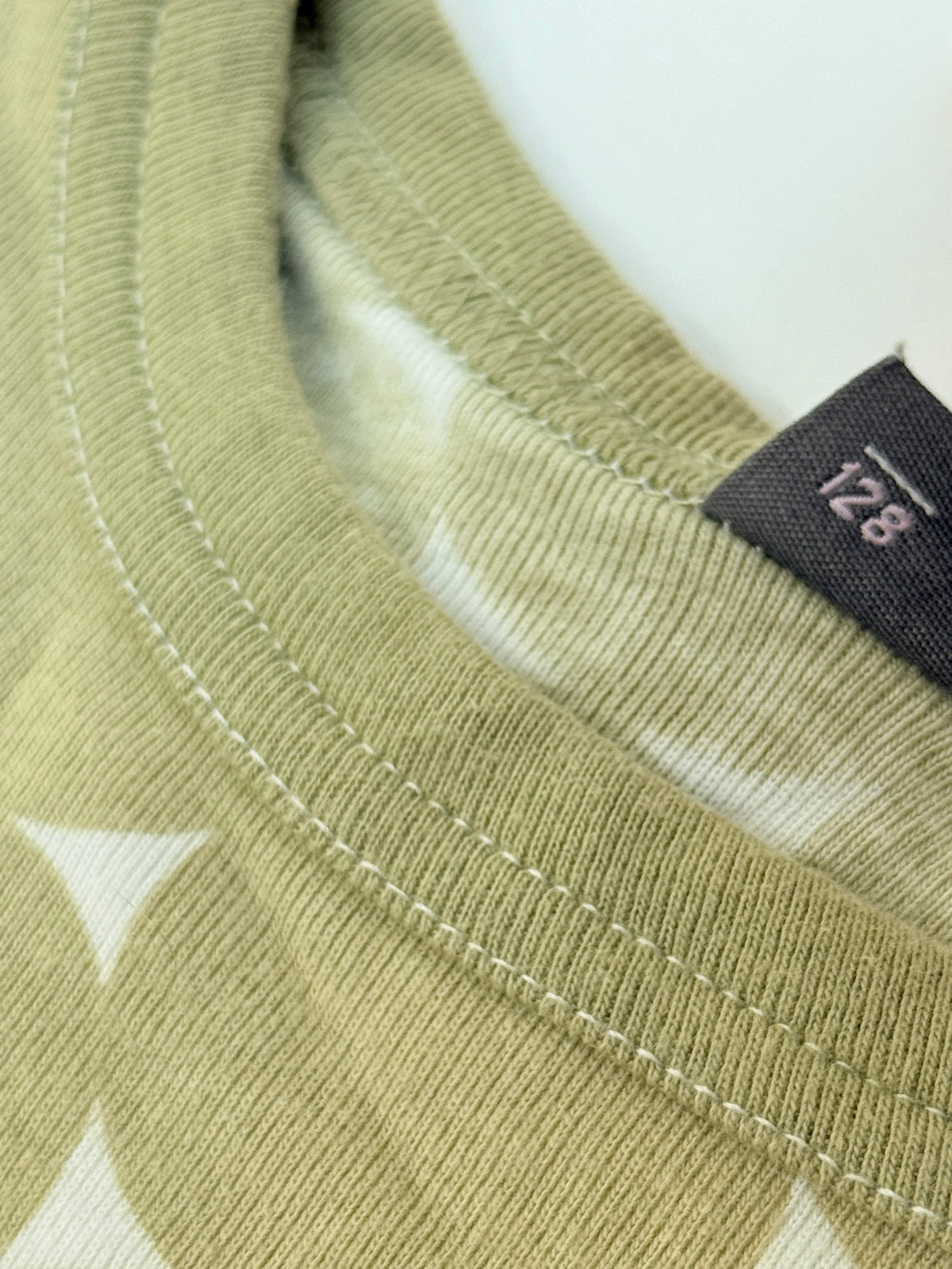 Nanoou Olive Circle Print T-Shirt Size 128 (7-8yr)