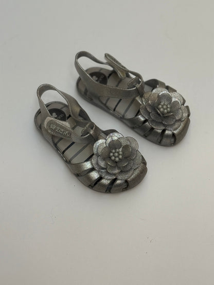 Zaxu Nina Silver Jelly Flower Sandals Size 6