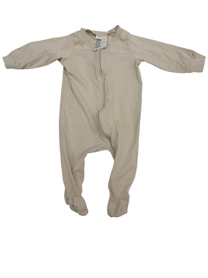 H&M Beige Zip Sleeper 6M