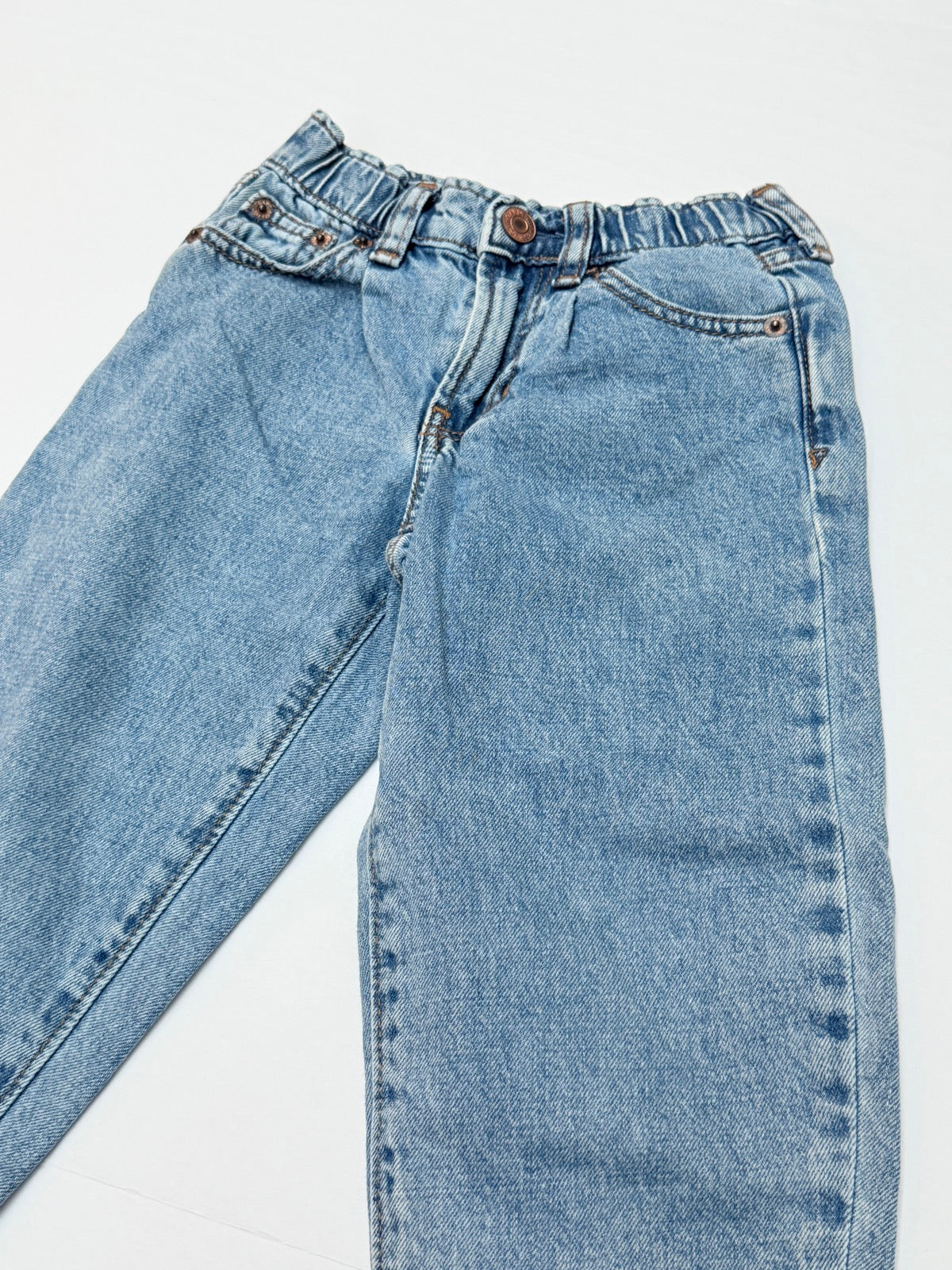 Gap Kids Barrel Jean Light Wash Size 5