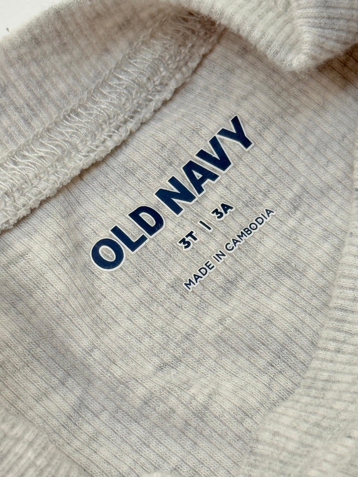 Old Navy Gray Ribbed Pajama Set 3T
