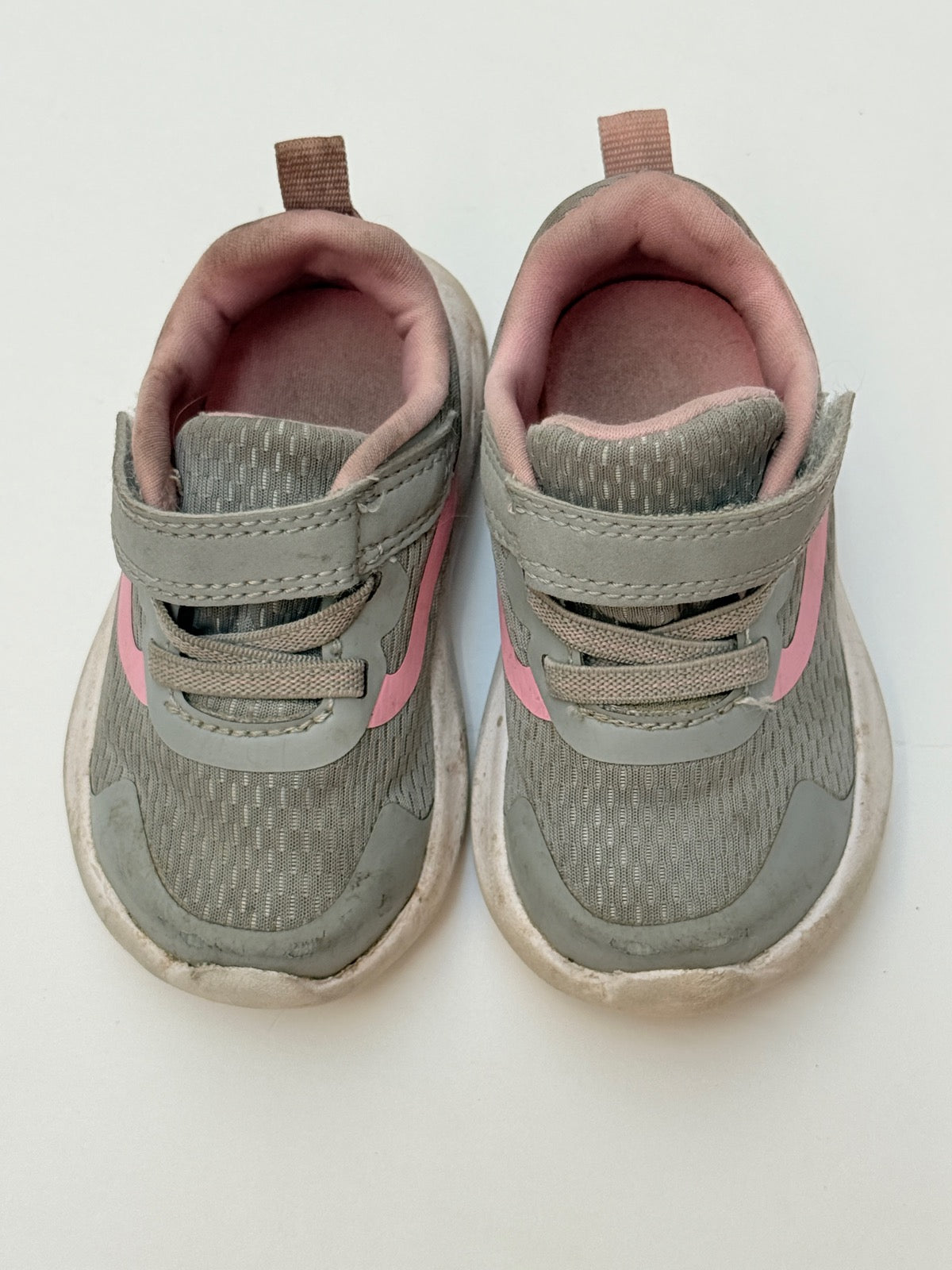 Toddler Gray Pink Sneakers Size 4