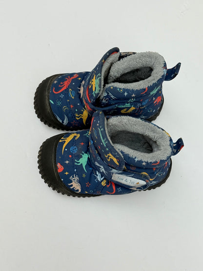 Jan & Jul Space Dinosaur Winter Boot Size 5