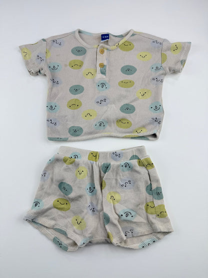 Old Navy Smiley Face Waffle Set 12-18M
