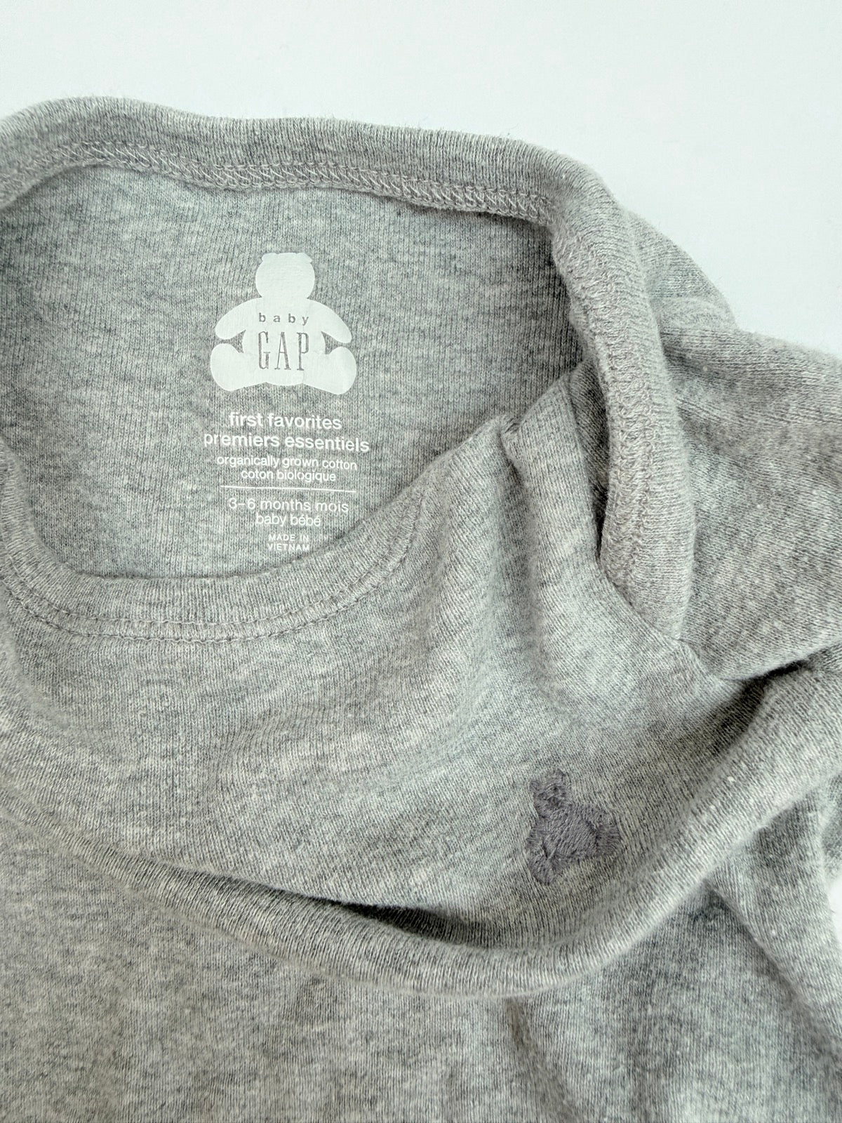 Baby Gap Gray Long Sleeve Bodysuit 3-6M