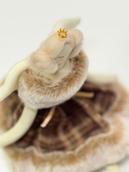 Angel Crown Decorative Doll Figure