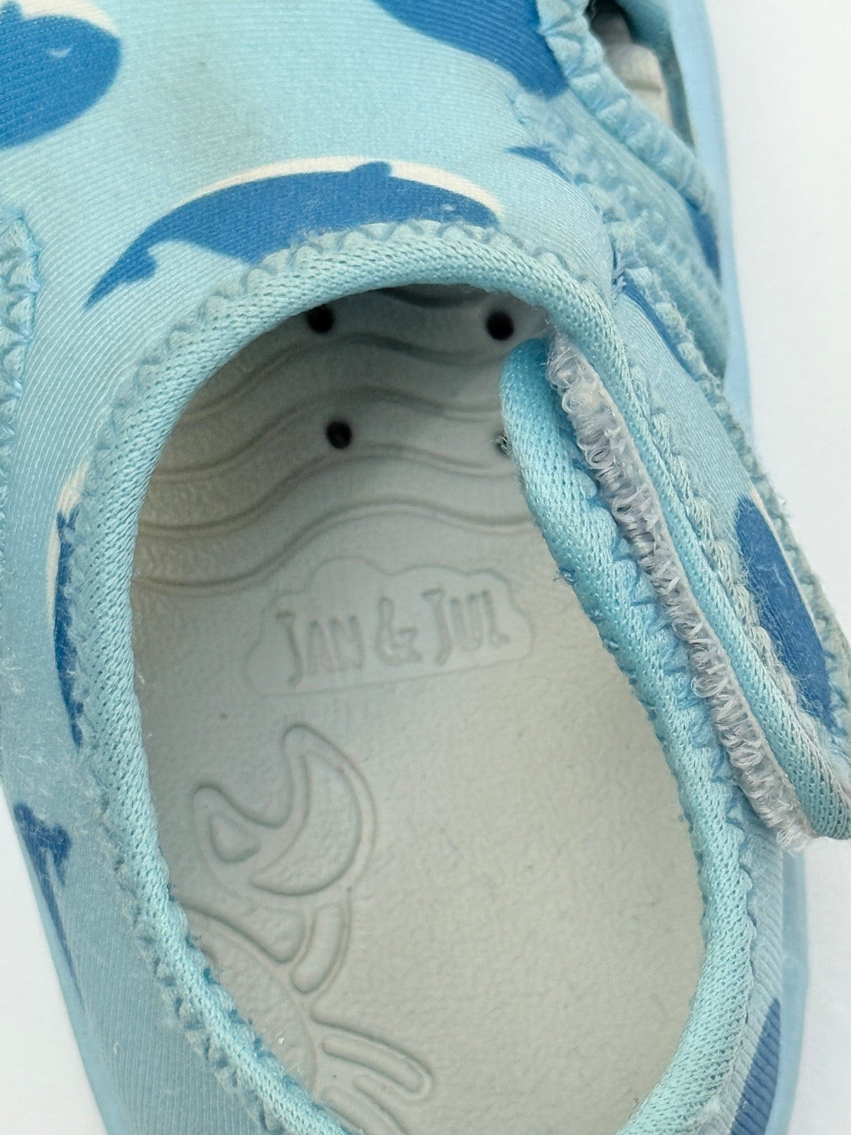 Jan & Jul Whale Print Aqua Shoes Size 4