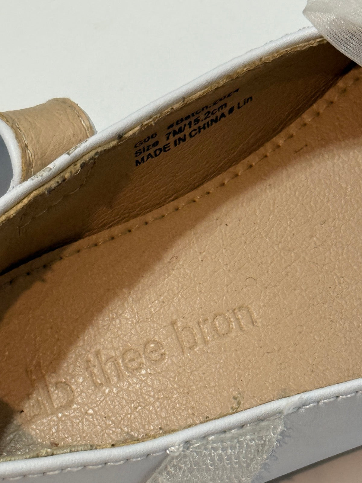 Thee Bron White Bow Mary Jane Size 7M