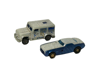 Lot de 2 Hot Wheels argentées