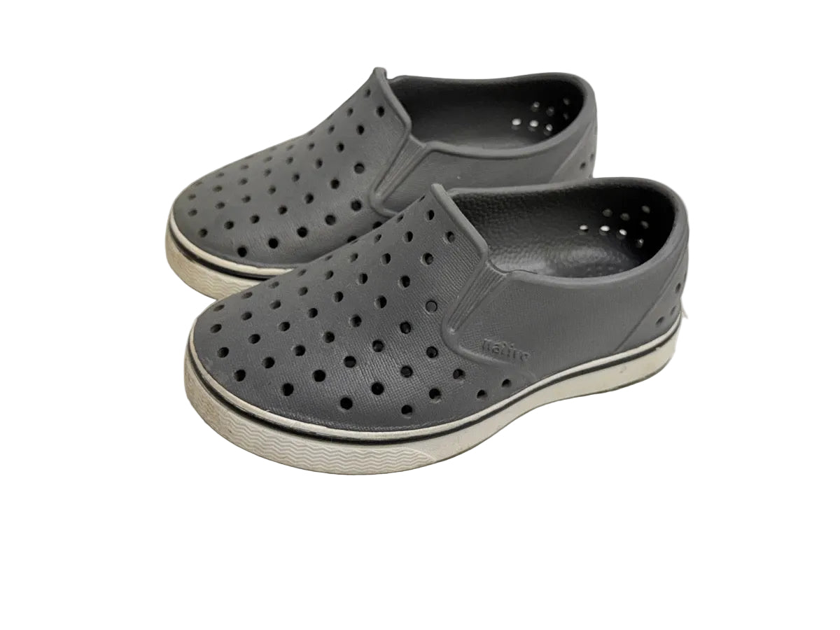 Native Miles Gray Slip-On Shoes C8