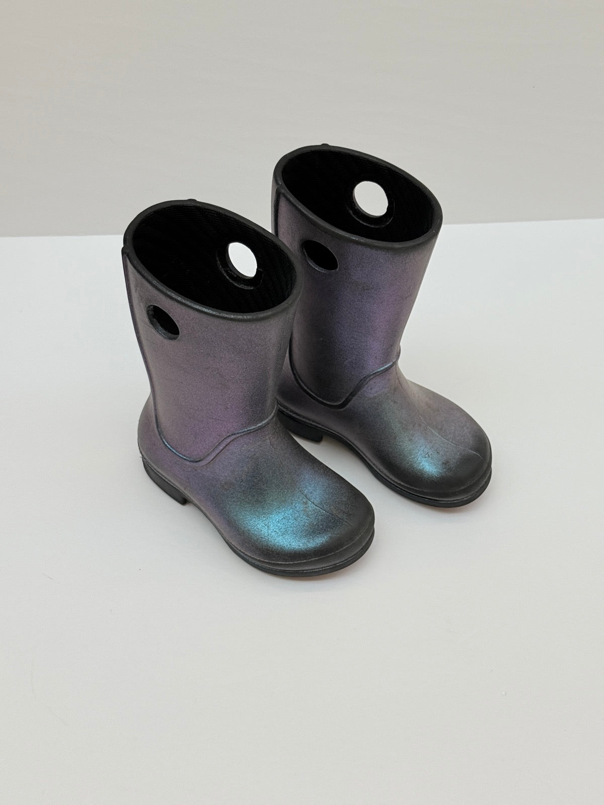 Crocs Handle It Rain Boot Iridescent Size 9