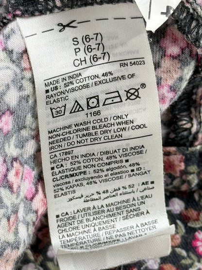 Old Navy Floral Smocked Dress S (6-7) 6-7